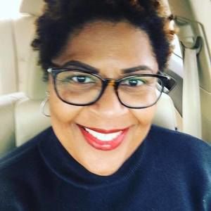 Meet your Posher, Daphne